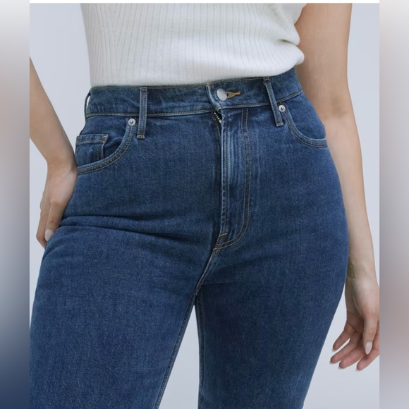 Curvy Original Cheeky Straight Jean in Washed Midnight - Picture 3 of 5